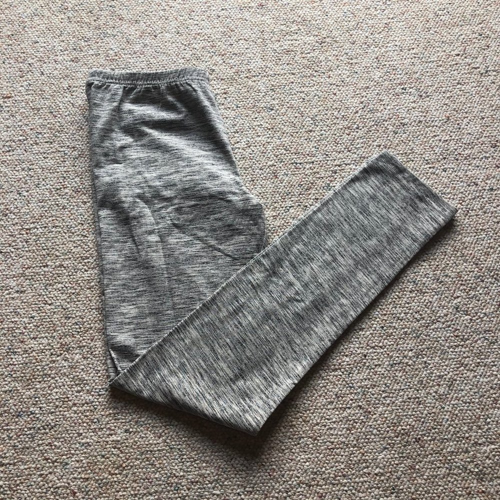 NWT SO Gray Leggings M